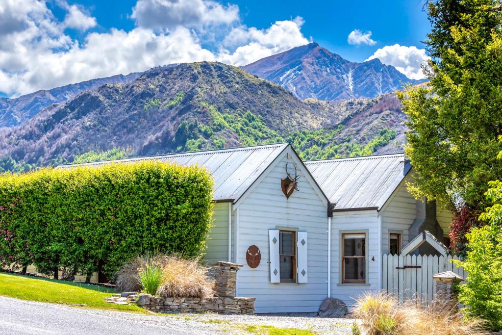 stags head cottage cosy cottage arrowtown